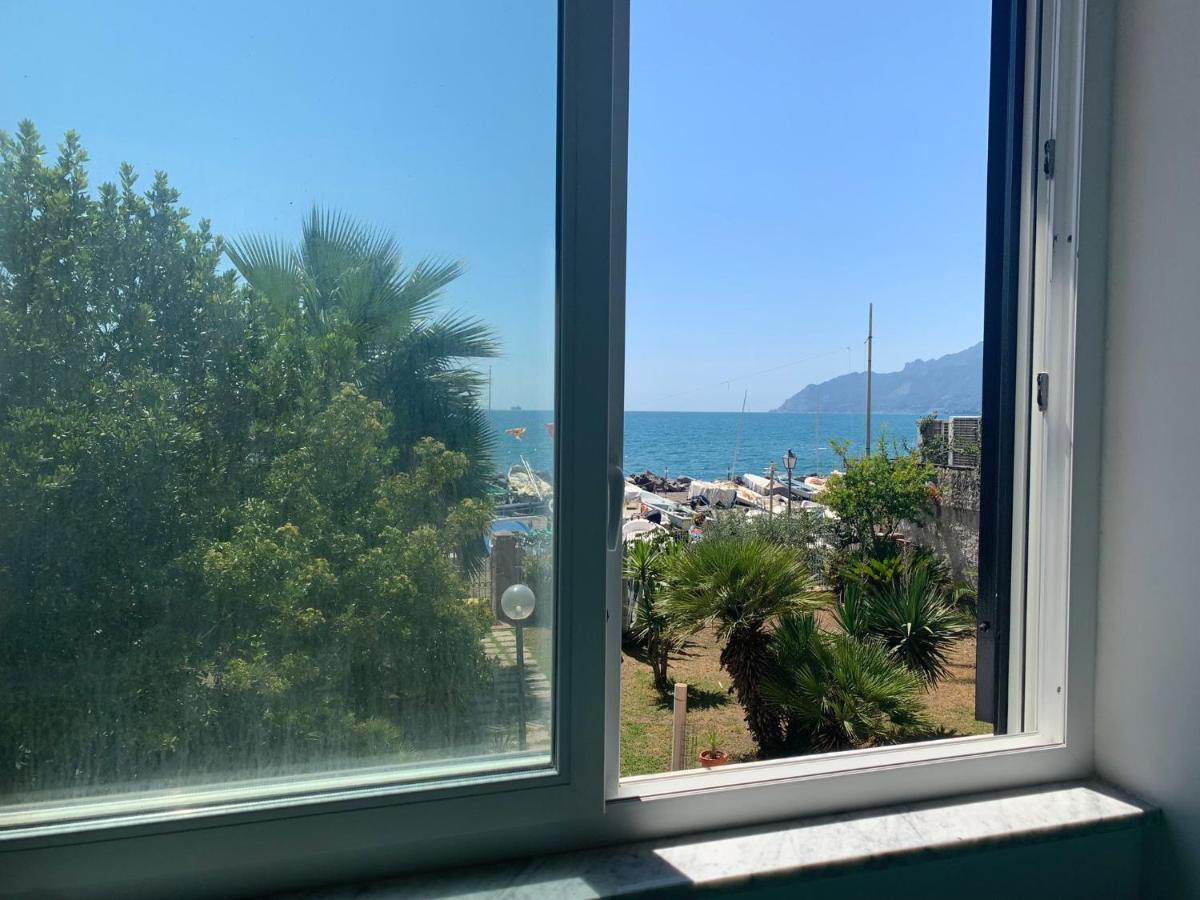Il Viandante Sul Mare Daire Salerno Dış mekan fotoğraf